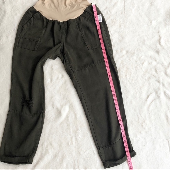 Luxe Essentials | Cropped Distressed Pants *NWT* - Picture 15 of 16